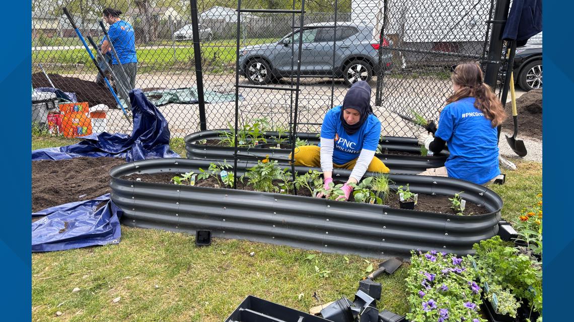 PNC Volunteers Transform Toledo Playgrounds for 550 Kids