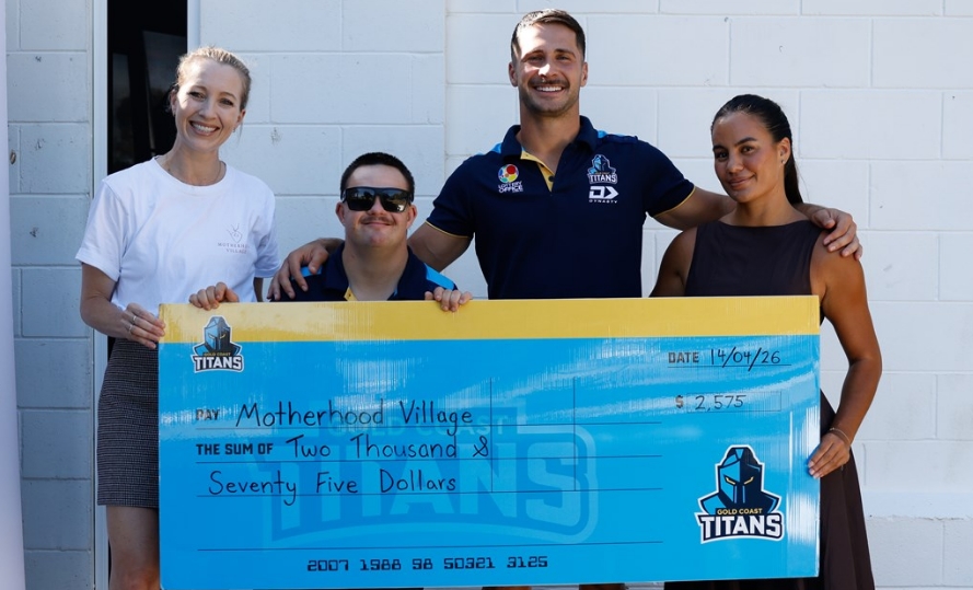 Gold Coast Titans Raise $2K for New Moms' Mental Health
