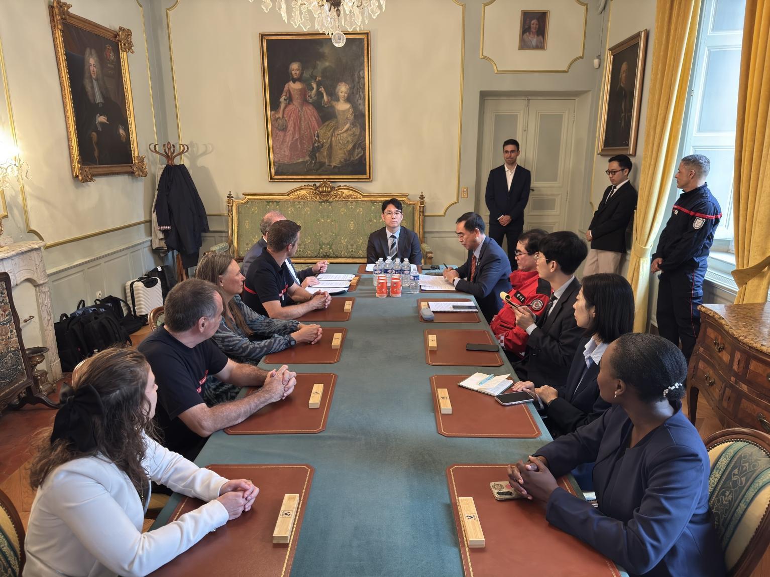 Representatives from Korea, France, and AFoCO meet in France to discuss wildfire training expansion