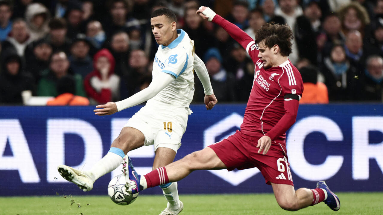 Liverpool Cruises to Champions League Round of 16