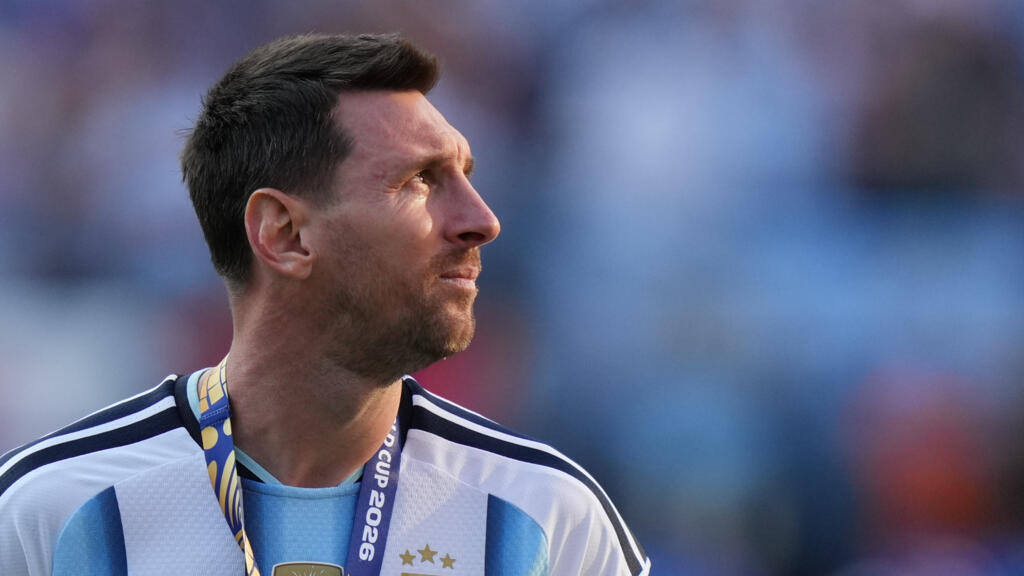Messi Scores, Tears Flow in Final Game for Argentina - Image 4