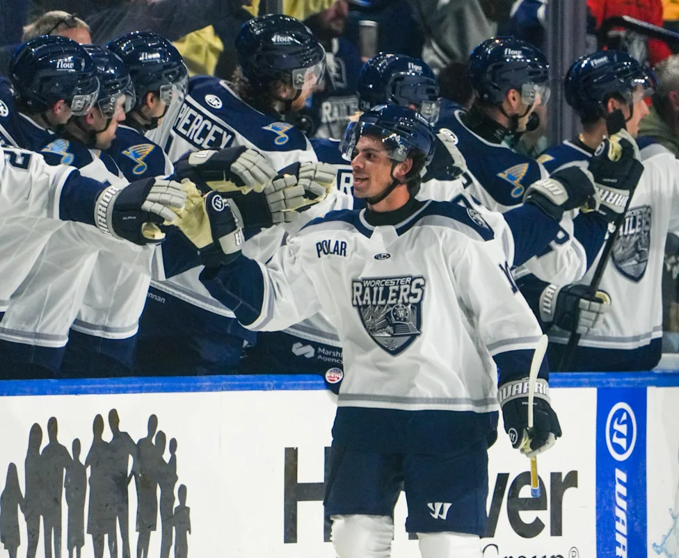 Worcester Railers Score 1,000th Pro Hockey Win at Home Opener - Image 5