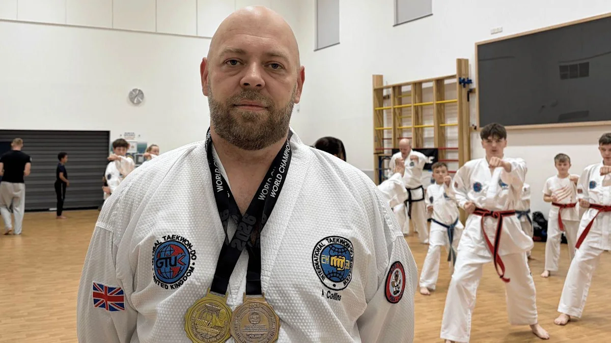 World Champ Dad: Family Taekwondo Club Wins 19 Medals