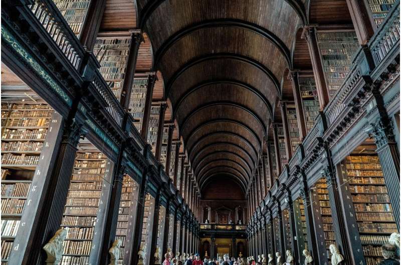Smart Library AI Adapts Book Picks as Readers Learn - Image 3