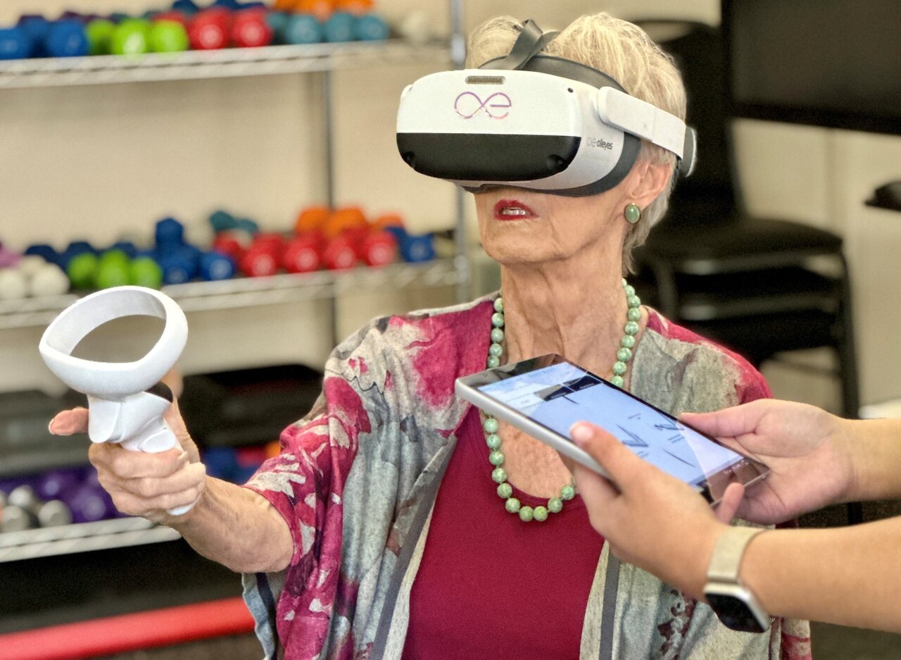 15-Minute VR Eye Test May Detect Alzheimer's Early - Image 2