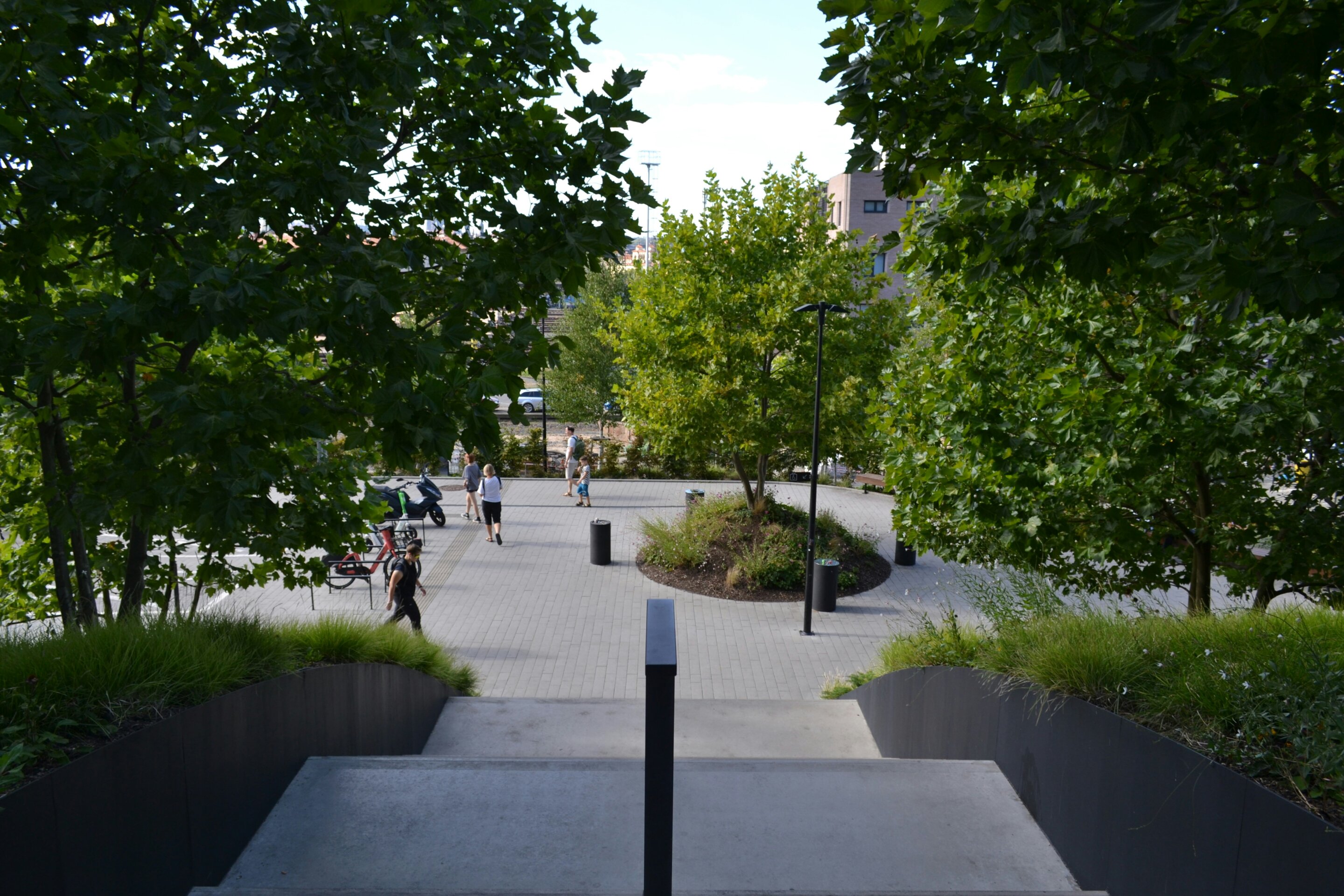 Barcelona Cuts Street Noise 3dB With Pedestrian Green Axes