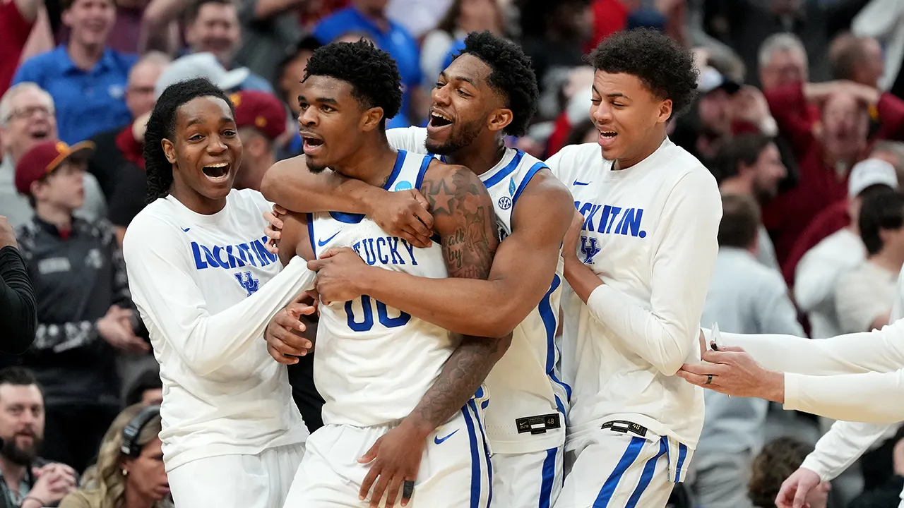 Kentucky's 32-Foot Buzzer-Beater Forces Overtime Win