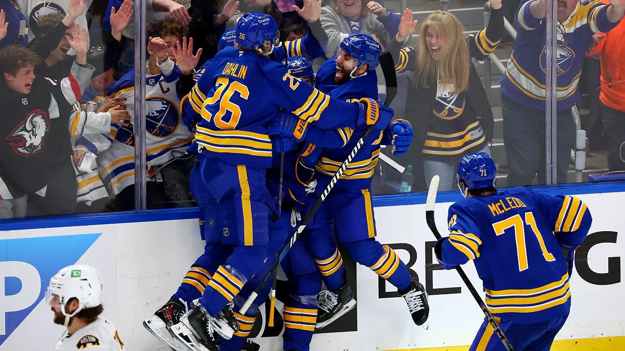 Sabres Score 4 Goals in 8 Minutes, End 15-Year Playoff Drought