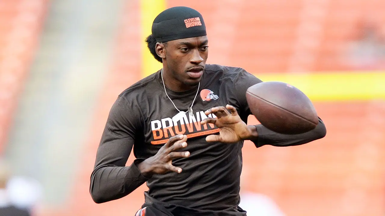 Ex-NFL Star Robert Griffin III Eyes 2028 Olympic Gold