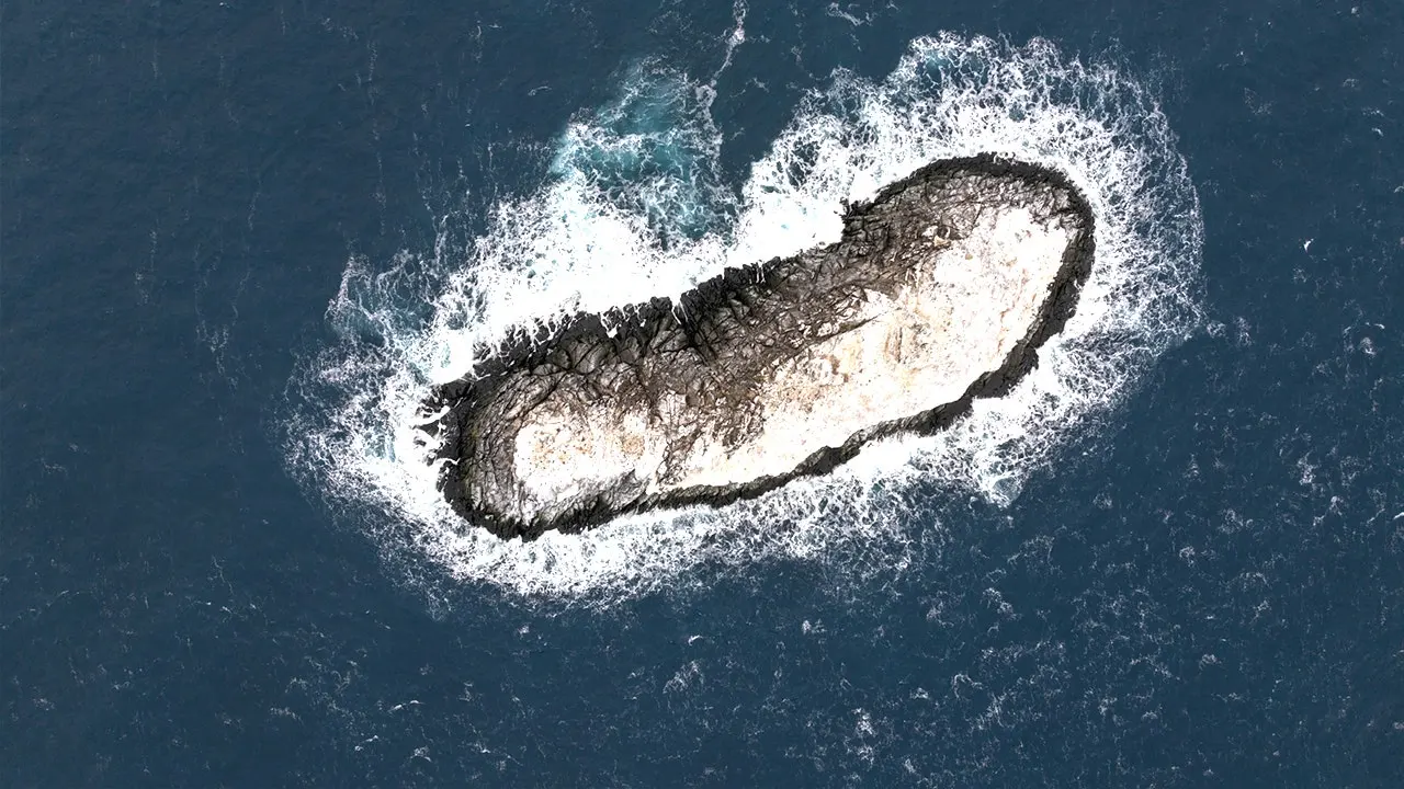 Antarctic 'Danger Zone' Turns Out to Be Uncharted Island