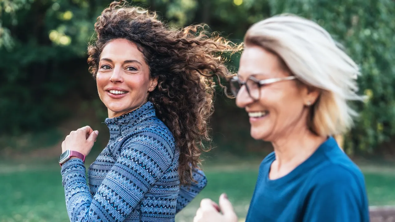 Walking Fast After 80 Cuts Dementia Risk in Half
