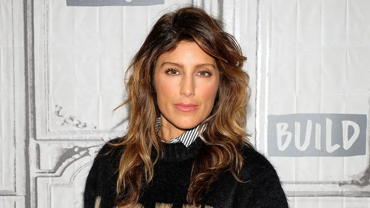 Jennifer Esposito Bets on Herself, Finds Peace in Paris