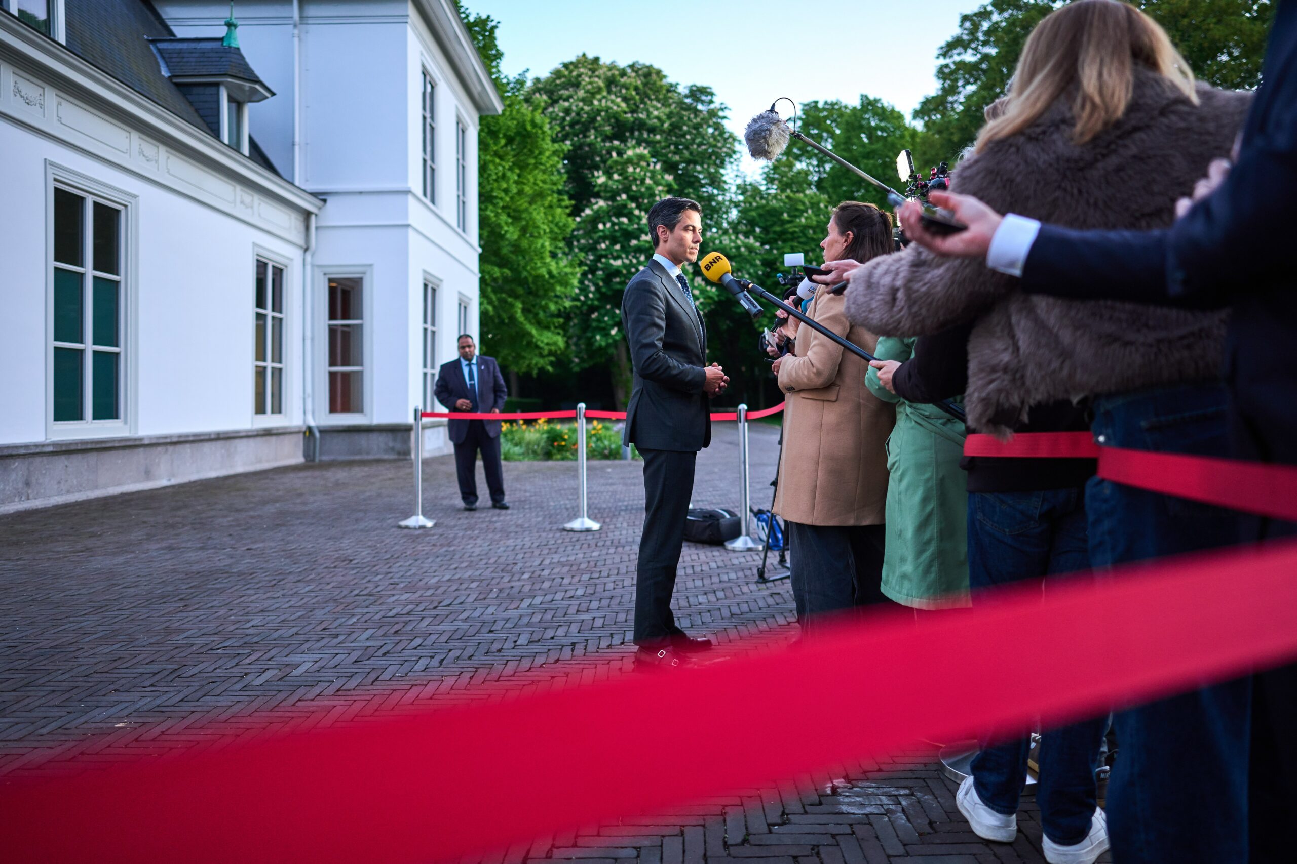 Netherlands Creates Expert Team to Help Refugee Housing