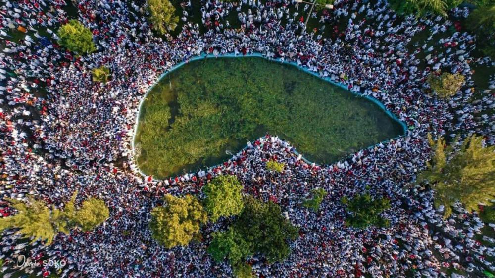 Hundreds of Thousands Celebrate Irreecha Festival in Ethiopia - Image 2