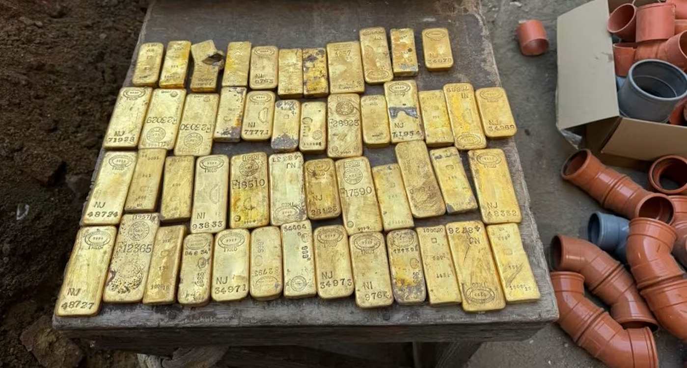 Belgian Worker's Jackhammer Strikes $10M Gold Bar Hoard