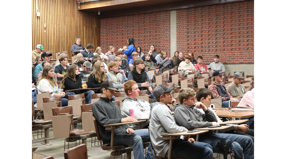 Nebraska Scholarship Offers $1K to Rural Ag Students