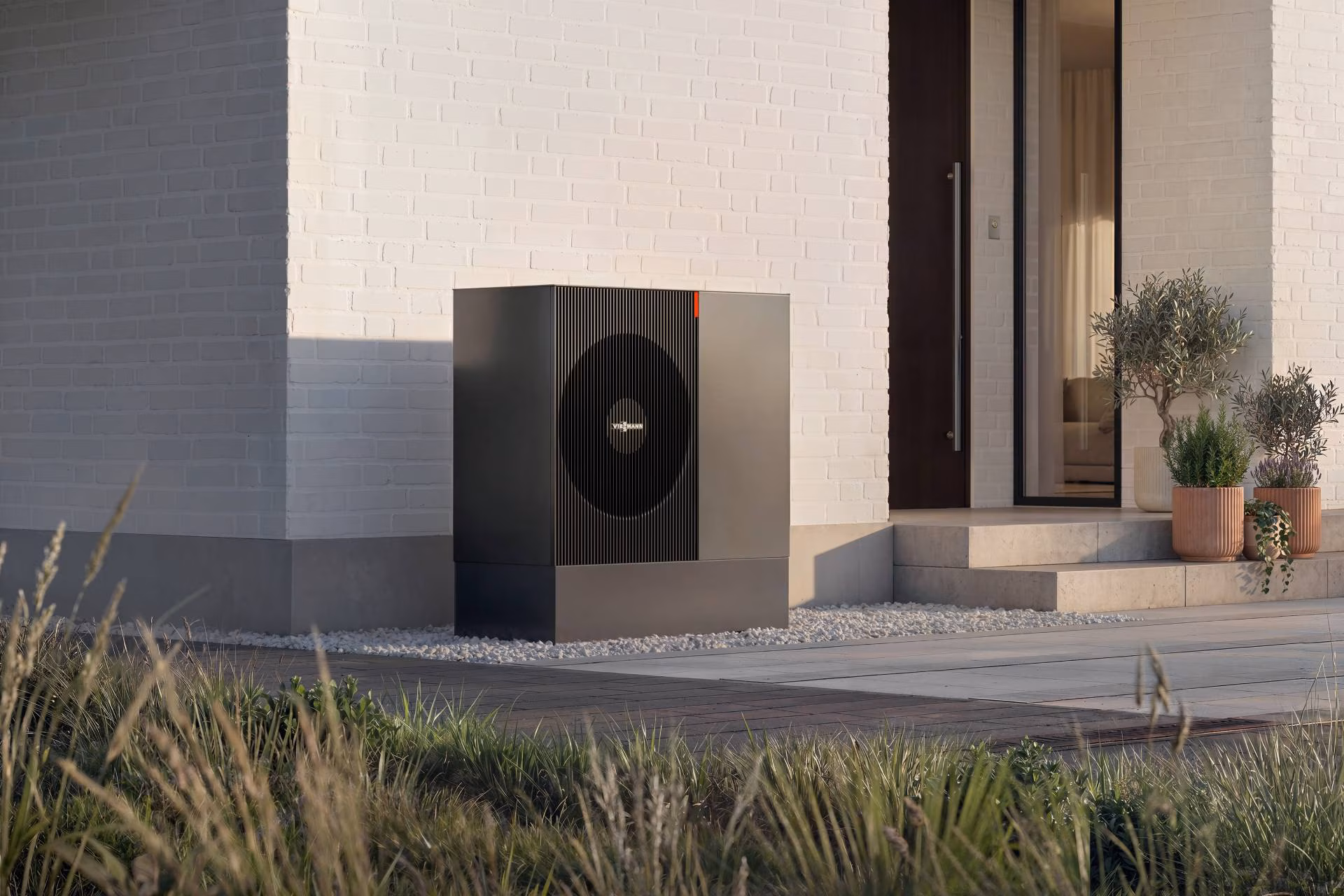 German Firm Unveils Heat Pump That Fits Existing Homes