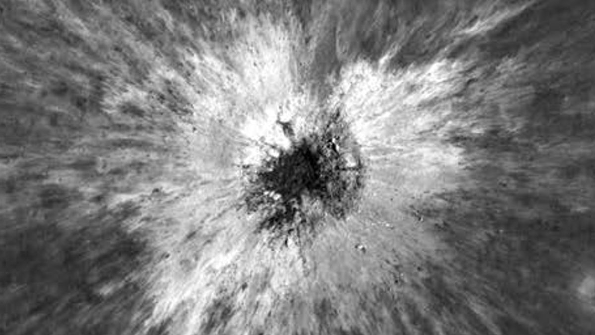 NASA Spots Rare 225-Meter Moon Crater From 2024 Impact