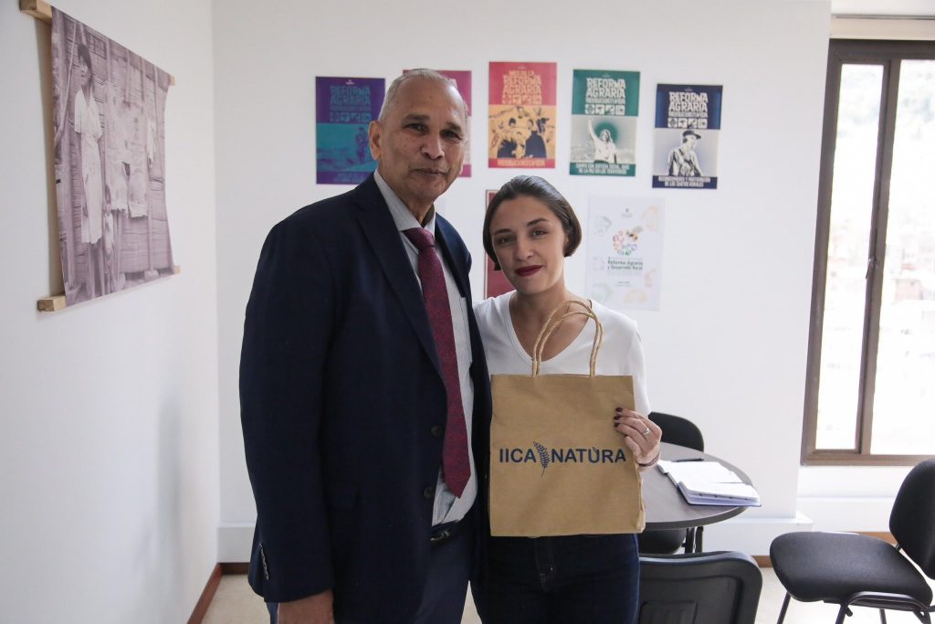 Colombia Partners with IICA to Boost Rural Farming